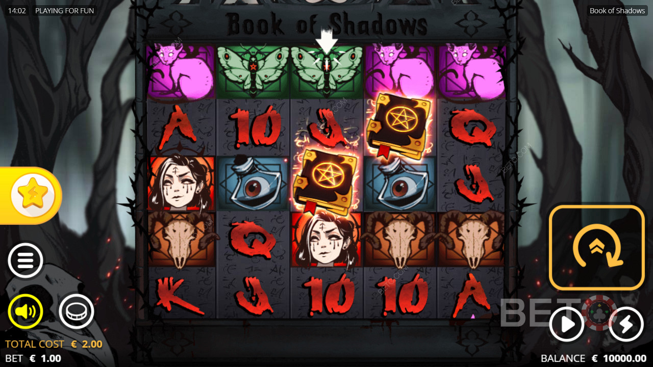 Aktiver alle de fem radene i Book of Shadows-spilleautomaten for å få enda større gevinster.