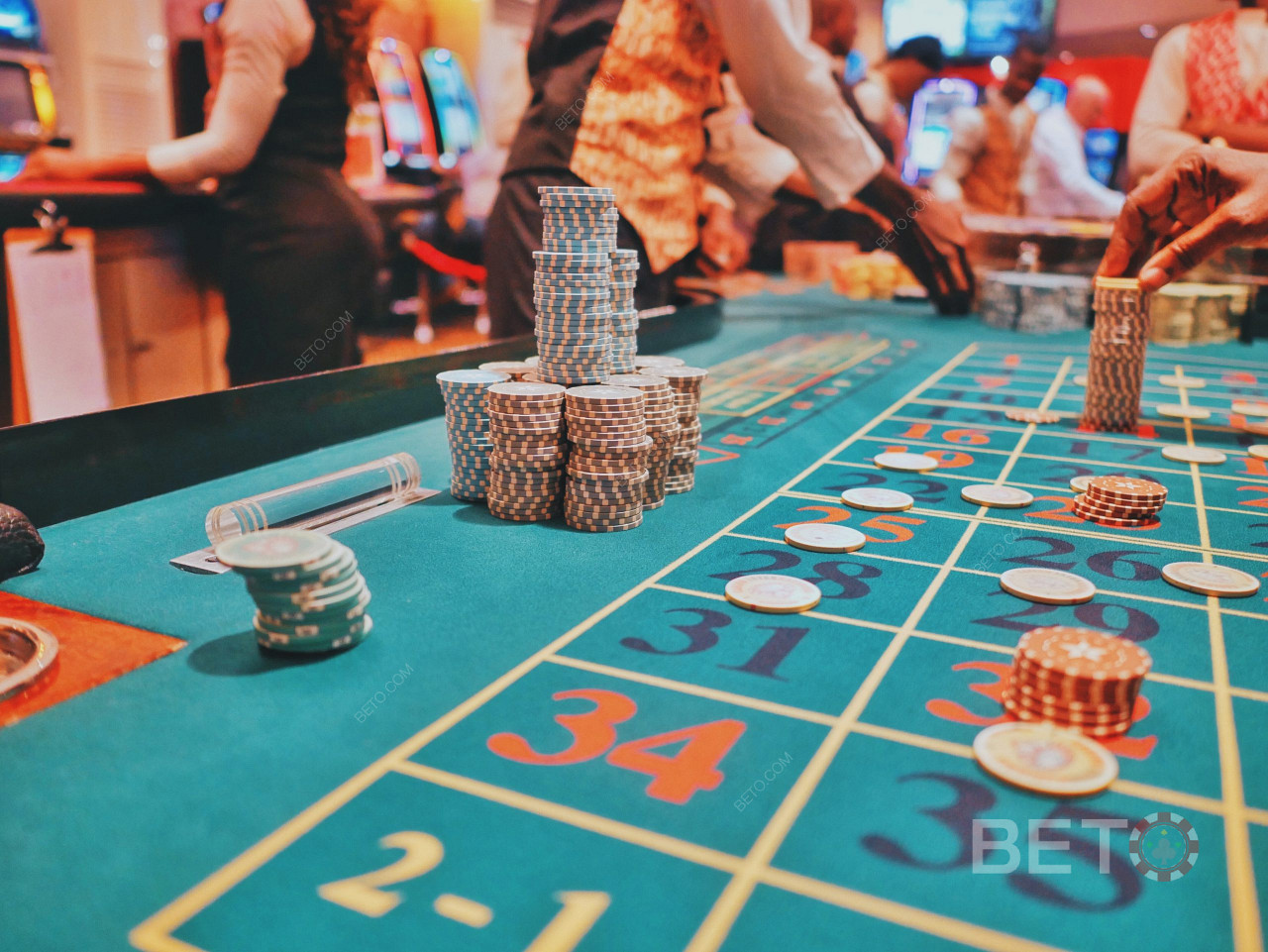 888 er en av de beste kasinooperatørene på markedet. Spill blackjack og andre spill.