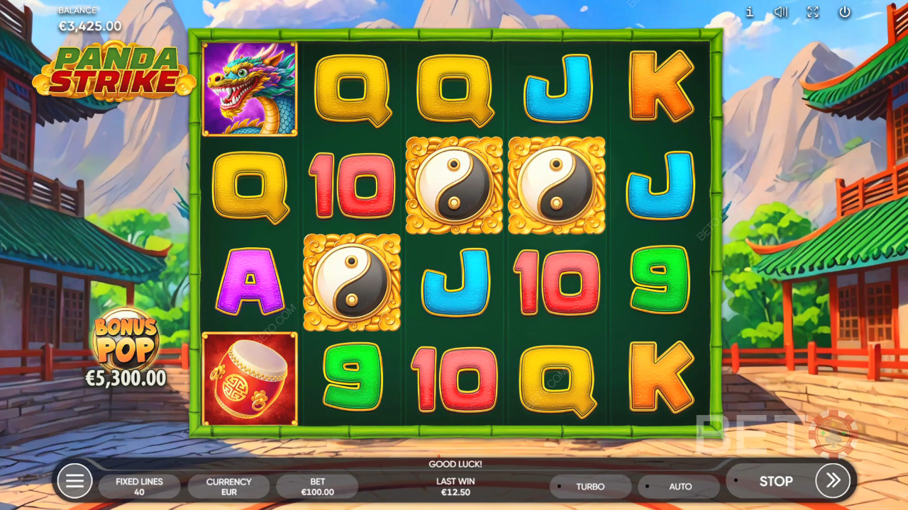 Panda Strike Spill Gratis