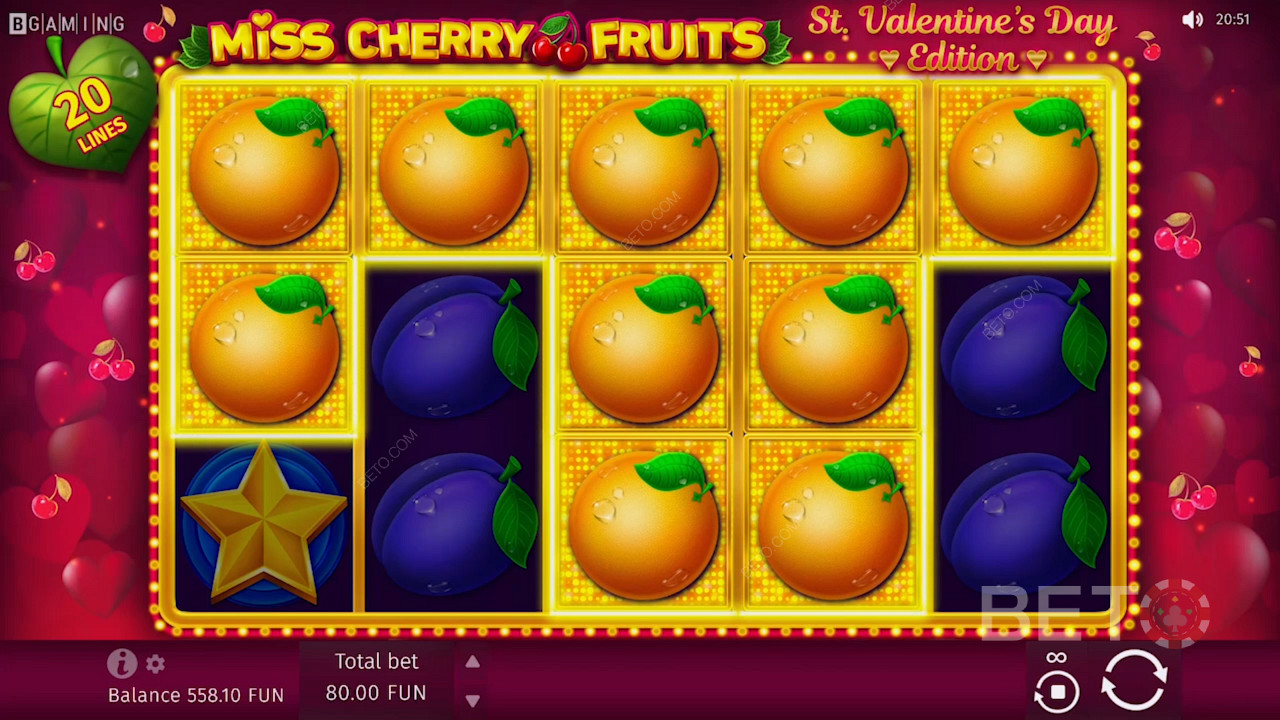 Masse oransje symboler på spilleautomaten Miss Cherry Fruits