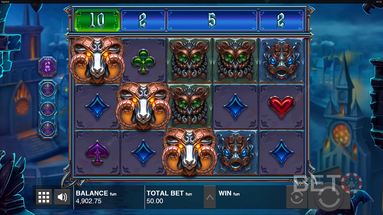 Få matchende symboler fra venstre til høyre for å vinne i Nightfall-spilleautomaten.