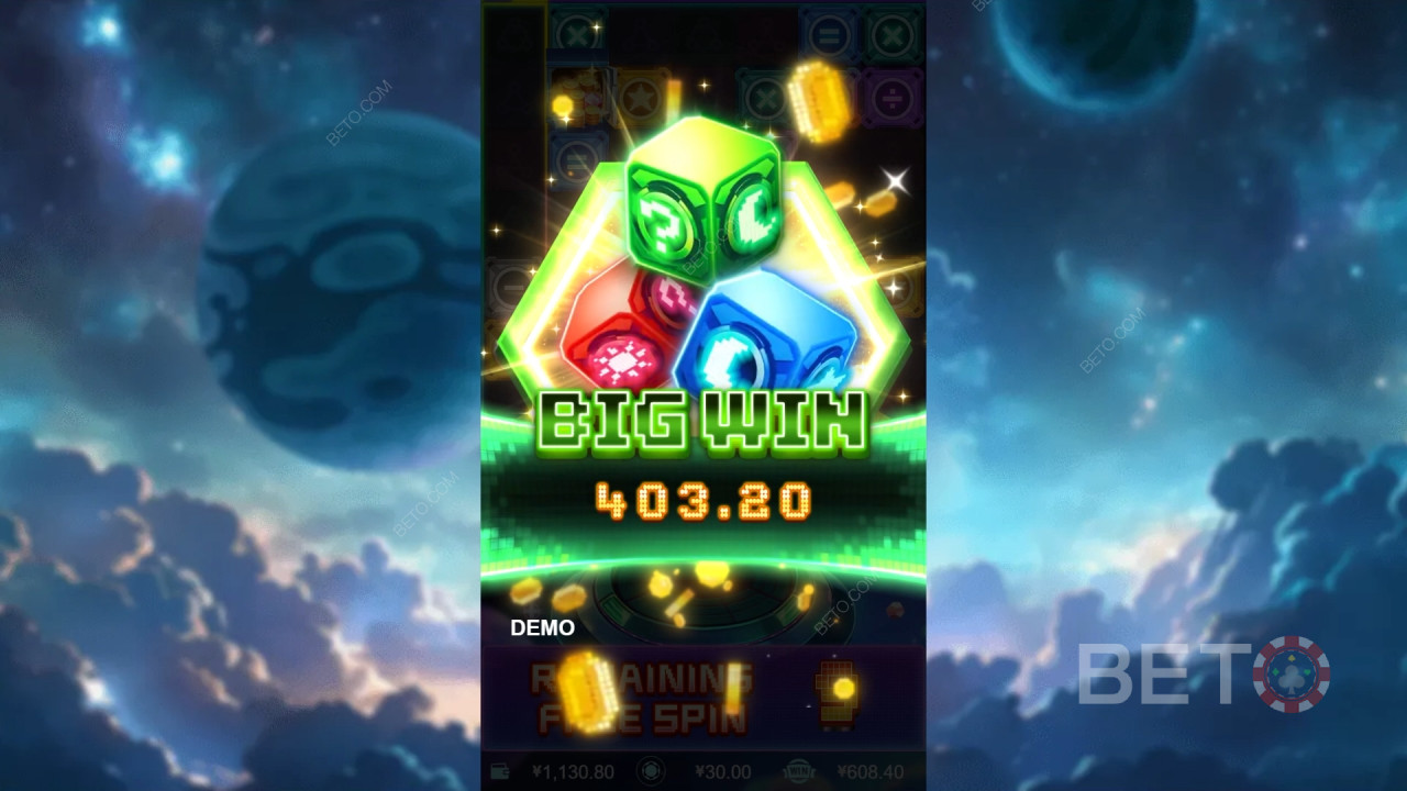 Vinn 10 000 ganger innsatsen din i Cube? Video Slot!