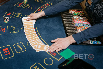 Noen kasinoer tilbyr varianter uten gambling provisjon.
